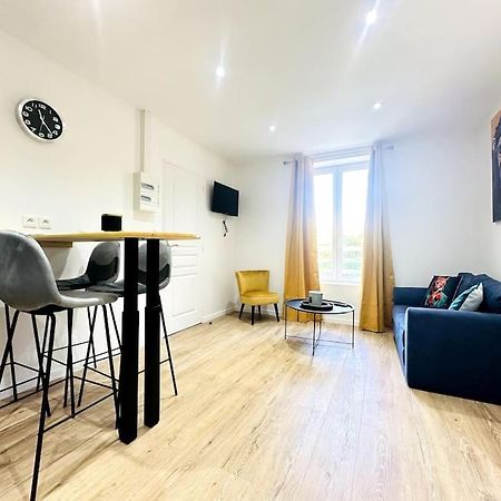 Jungle Appartement Avec Terrasse Laon Exterior foto